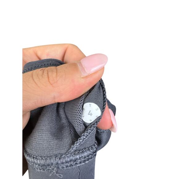 Lululemon On Track Gray Space Dye Luxtreme Luon Athletic Layered Tank Top - Picture 14 of 14